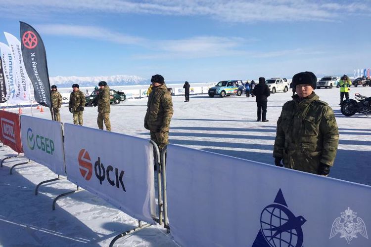Росгвардейцы Бурятии обеспечивают безопасность международного фестиваля скорости «Байкальская миля»
