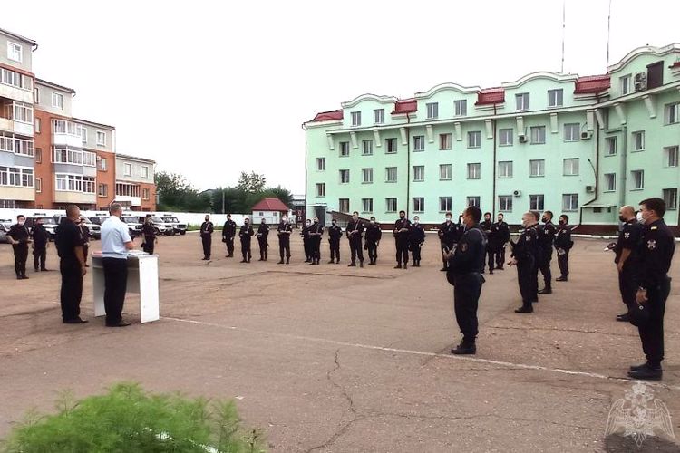 В Улан-Удэ почтили память погибшего сотрудника вневедомственной охраны 