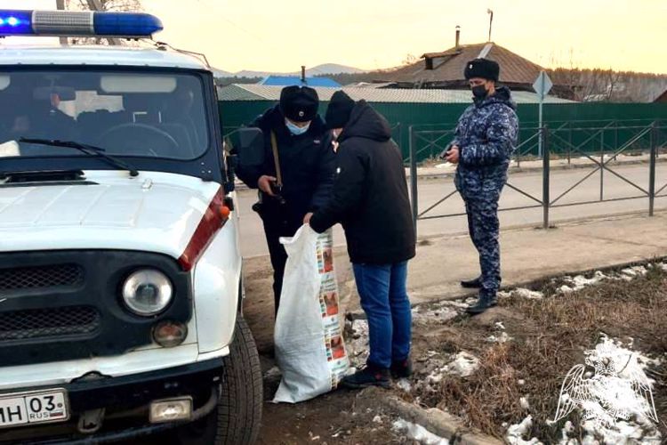 В Бурятии росгвардейцы пресекли факт незаконного оборота наркотических средств