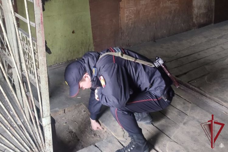 В Улан-Удэ росгвардейцы задержали подозреваемого в грабеже