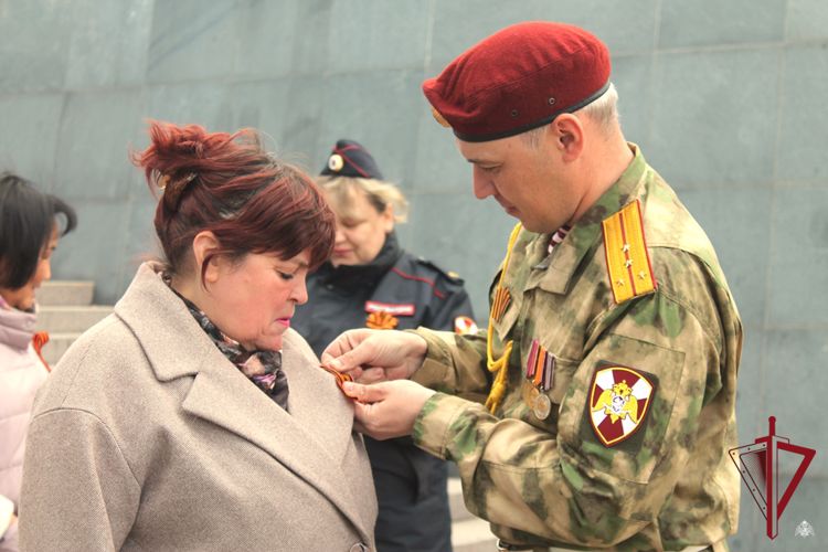 Росгвардейцы Бурятии присоединились к патриотической акции «Георгиевская лента»