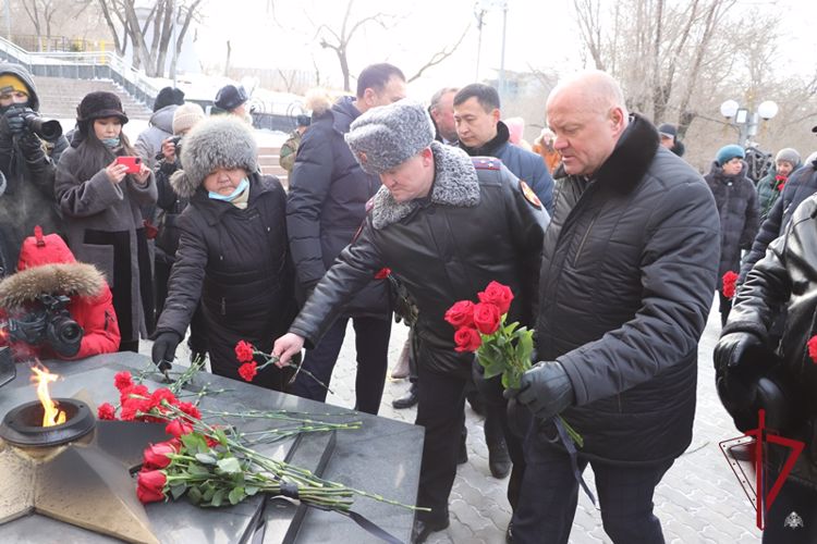 В Бурятии почтили память Героев Отечества