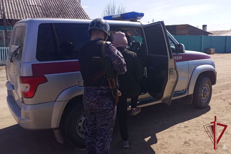 Сотрудники вневедомственной охраны Росгвардии задержали подозреваемую в краже телефона