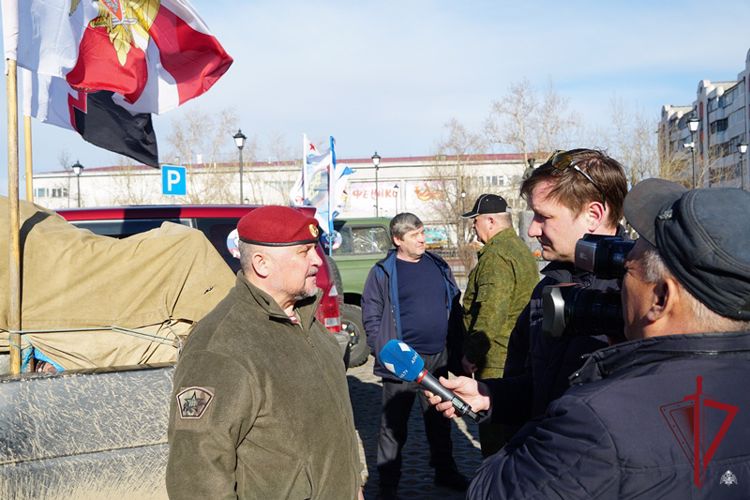 Участники автопробега Росгвардии «Дорога к Победе» прибыли в Бурятию