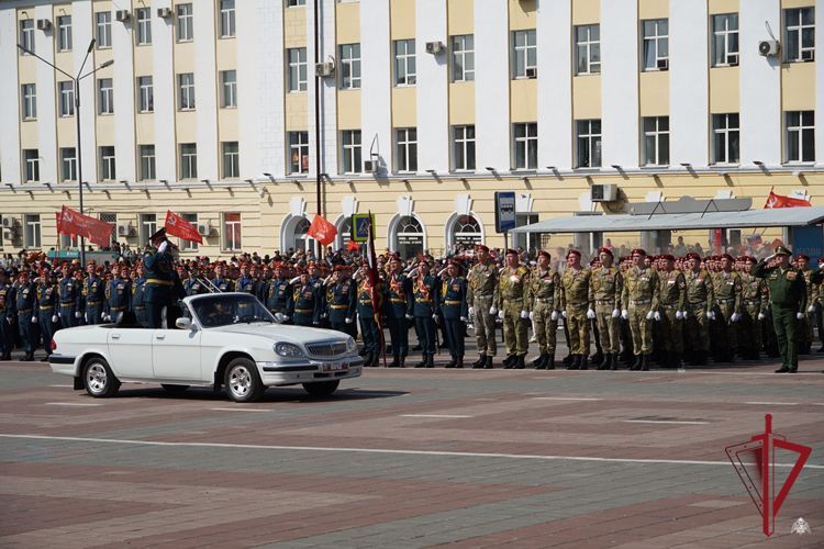 В Улан-Удэ росгвардейцы приняли участие в Параде Победы