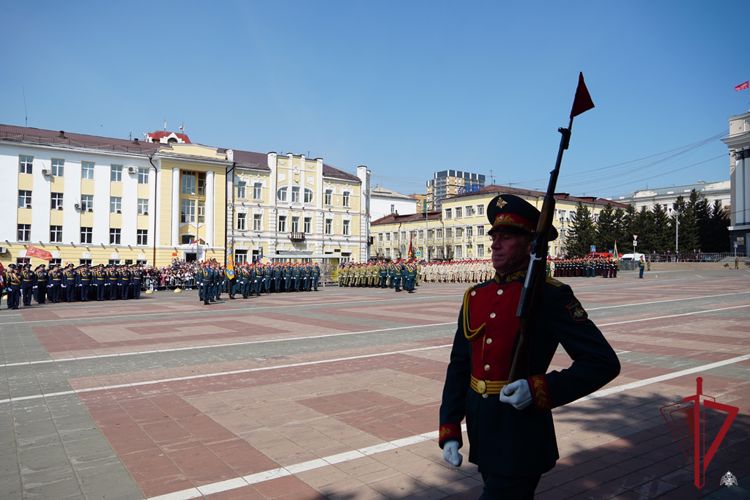 В Улан-Удэ росгвардейцы приняли участие в Параде Победы