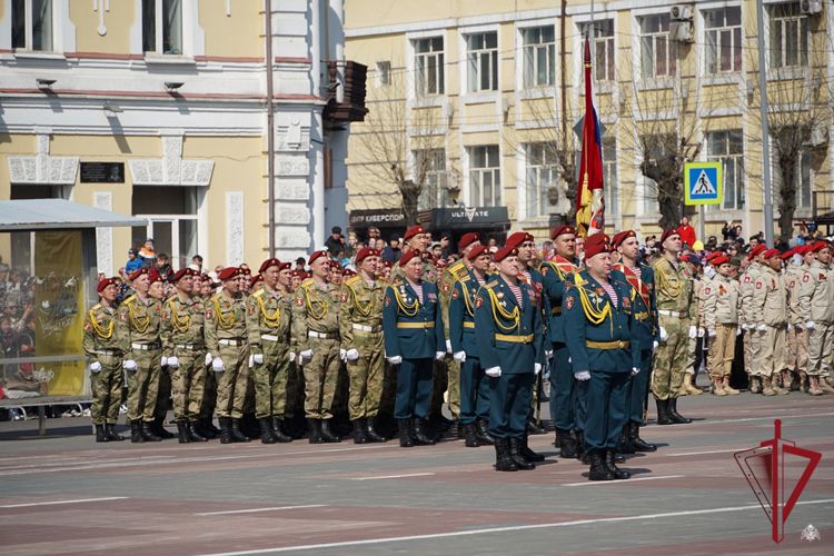 В Улан-Удэ росгвардейцы приняли участие в Параде Победы