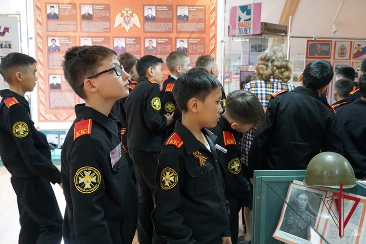 В Бурятии сотрудники Росгвардии провели день открытых дверей