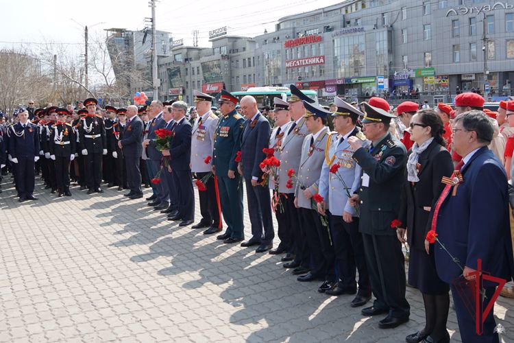 В Бурятии росгвардейцы почтили память погибших в годы Великой Отечественной войны