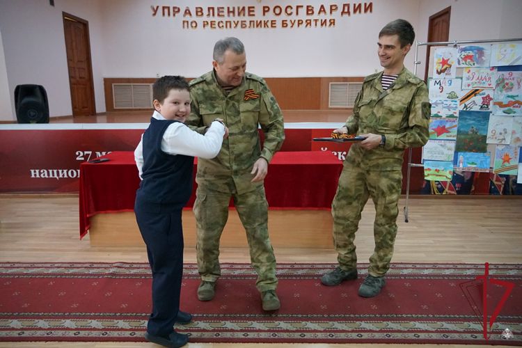 В Управлении Росгвардии подвели итоги конкурса рисунков ко Дню Победы