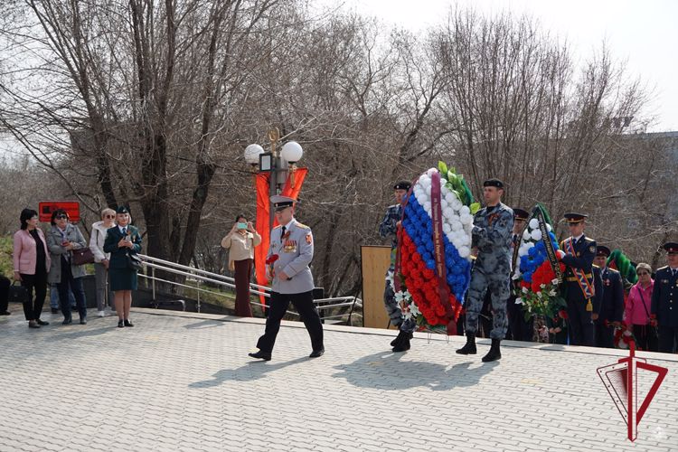 В Бурятии росгвардейцы почтили память погибших в годы Великой Отечественной войны