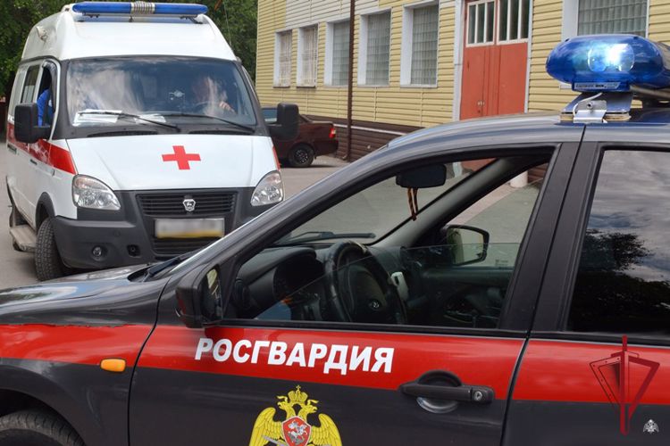 В Улан-Удэ росгвардейцы задержали мужчину, напавшего на фельдшера