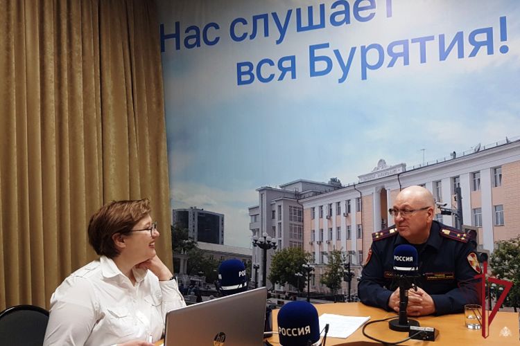 Начальник Управления вневедомственной охраны Росгвардии по Республике Бурятия ответил на вопросы в прямом эфире