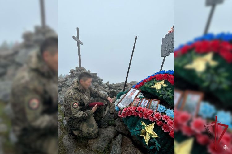 Росгвардейцы Бурятии совершили восхождение на пик Черского