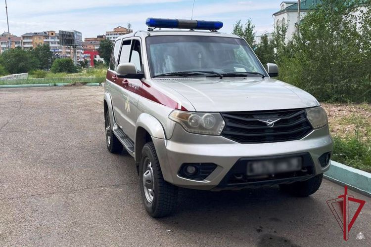 Подозреваемую в грабеже задержали по горячим следам росгвардейцы в Улан-Удэ