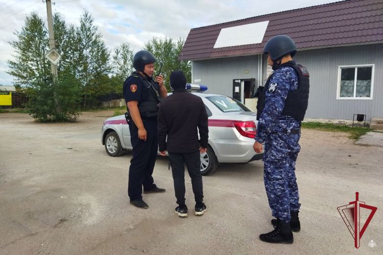 В Бурятии росгвардейцами задержан подозреваемый в краже, находившийся в розыске