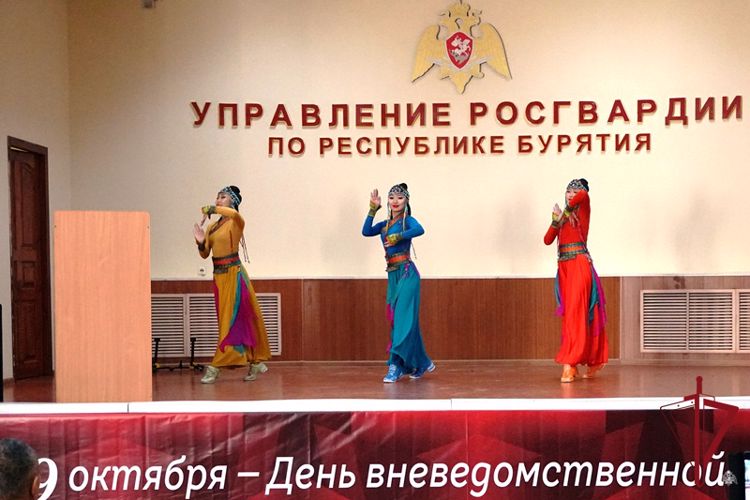 Ко Дню вневедомственной охраны в Росгвардии поощрили лучших сотрудников и работников