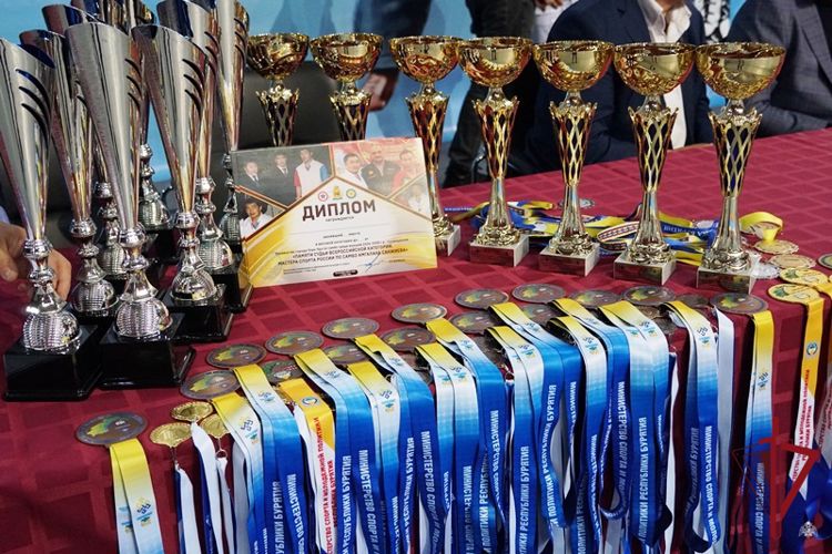 В Улан-Удэ прошел турнир по самбо памяти росгвардейца Амгалана Санжиева