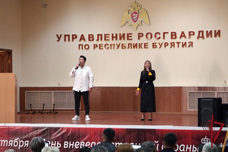 Ко Дню вневедомственной охраны в Росгвардии поощрили лучших сотрудников и работников