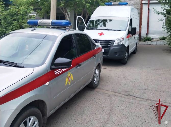 В Улан-Удэ сотрудники Росгвардии задержали хулиганов, напавших на врачей скорой помощи