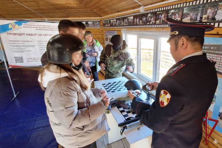 Росгвардейцы приняли участие в фестивале профессий в Гусиноозерске