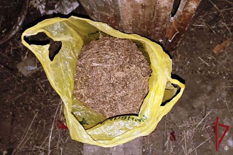 В Бурятии росгвардейцы задержали подозреваемого в незаконном обороте наркотических средств