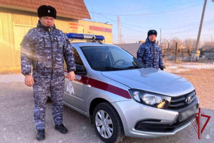 В Бурятии росгвардейцы помогли жителю Заиграевского района
