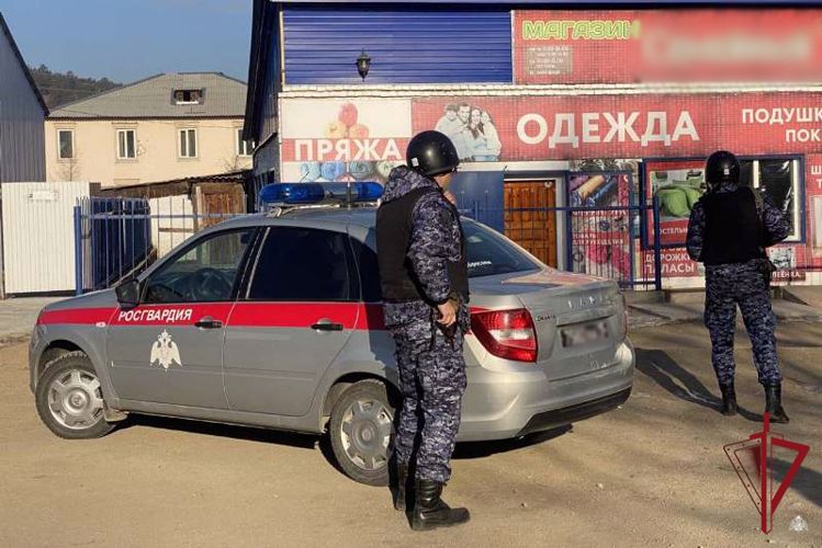 В Бурятии при содействии росгвардейцев задержан подозреваемый в грабеже