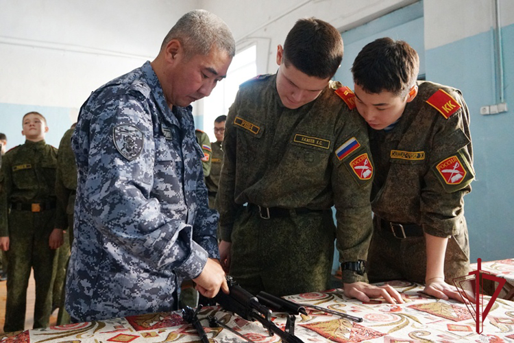 Военно-спортивные игры памяти сотрудника вневедомственной охраны прошли в Улан-Удэ 