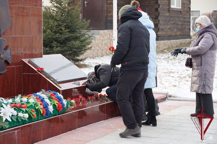 Память погибших коллег почтили росгвардейцы Бурятии