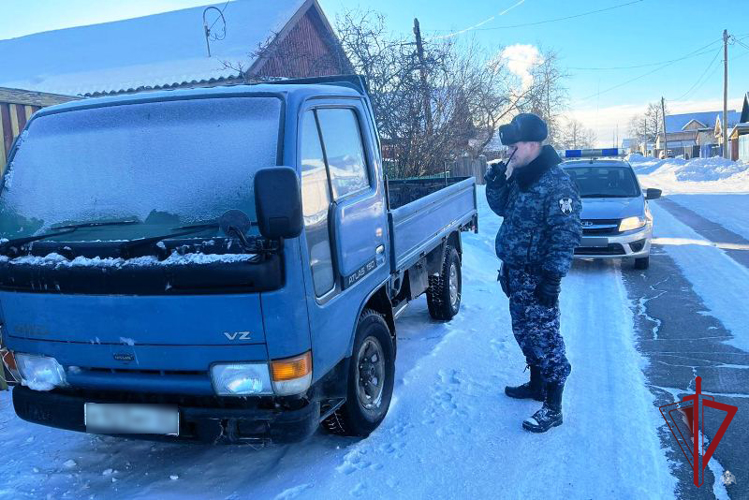 В Северо-Байкальском районе сотрудники Росгвардии задержали подозреваемого в угоне автомобиля