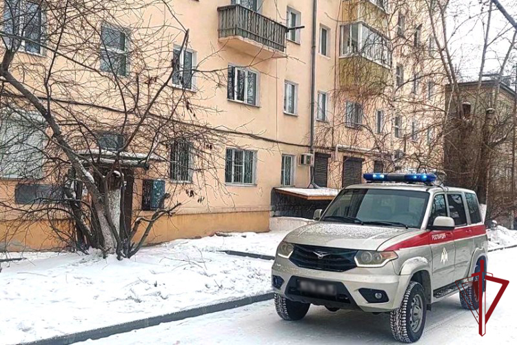 Сотрудники Росгвардии задержали подозреваемого в попытке кражи из квартиры в Улан-Удэ