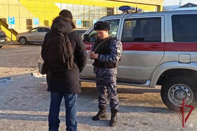 Сотрудники Росгвардии задержали в Улан-Удэ подозреваемого в краже 