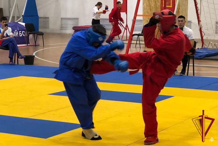 В Бурятии прошел чемпионат и первенство ДФО по универсальному бою памяти сотрудника ОМОН Росгвардии 