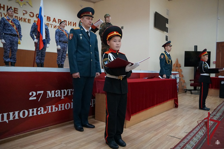 В Бурятии состоялась церемония принятия клятвы кадет Росгвардии 