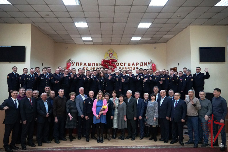 В Бурятии наградили сотрудников государственного контроля и лицензионно-разрешительной работы Росгвардии