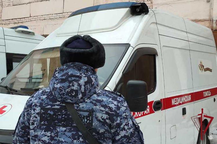 В Улан-Удэ росгвардейцы задержали буйного пациента скорой помощи