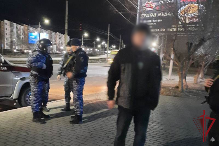 В Улан-Удэ росгвардейцы задержали подозреваемого в убийстве