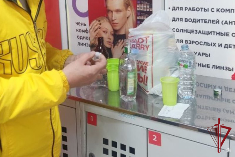 В Улан-Удэ росгвардейцы задержали гражданина за распитие алкоголя в магазине