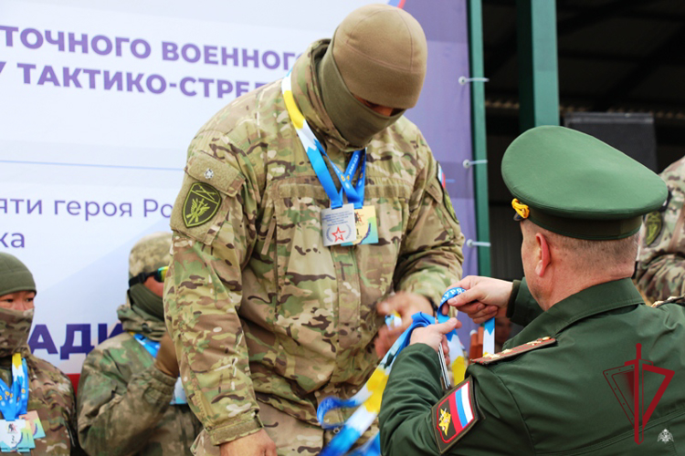 Росгвардейцы Бурятии завоевали «серебро» чемпионата Восточного военного округа по армейской тактической стрельбе