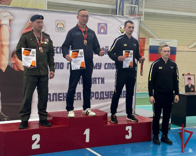 В Бурятии почтили память сотрудника Росгвардии Алексея Продубнова турниром по гиревому спорту