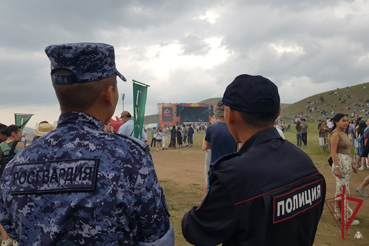В Бурятии росгвардейцы обеспечили безопасность фестиваля «Голос кочевников»