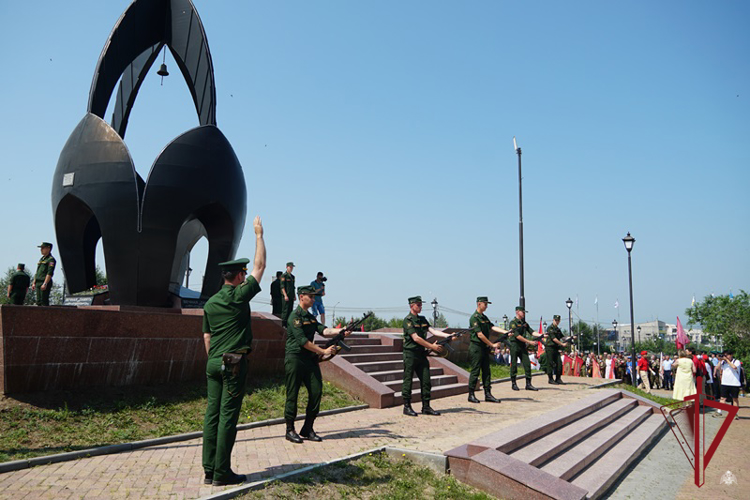 В Бурятии росгвардейцы почтили память ветеранов боевых действий