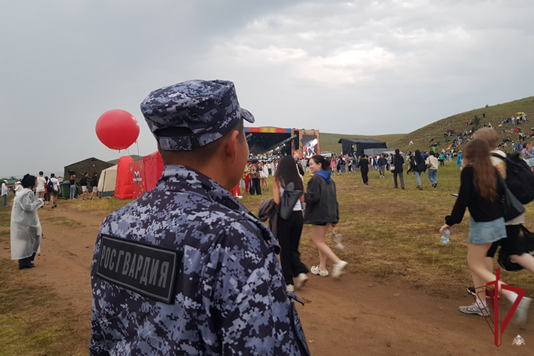 В Бурятии росгвардейцы обеспечили безопасность фестиваля «Голос кочевников»