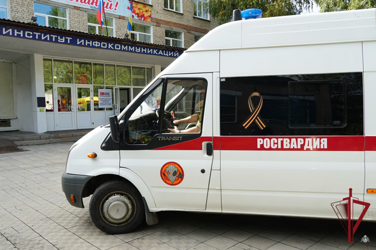 Взрывотехники Росгвардии обследовали объекты образования в Улан-Удэ