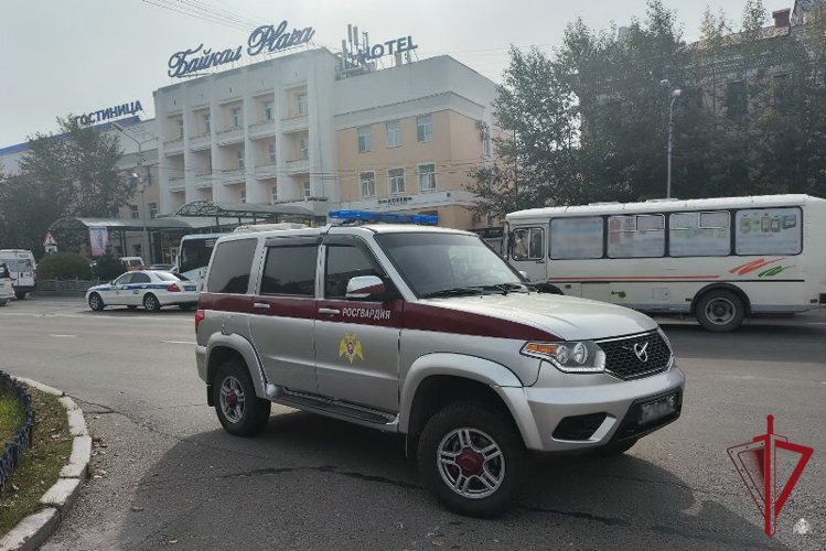 В Улан-Удэ росгвардейцы вернули пропавшего ребенка