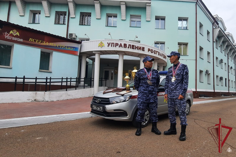 Росгвардейцы Бурятии завоевали «серебро» всероссийских соревнований по профмастерству