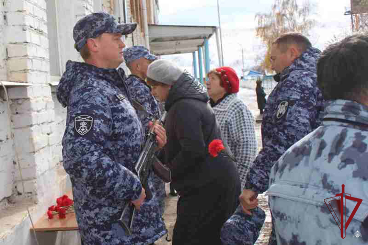 В Бурятии открыли мемориальную доску росгвардейцу, погибшему в ходе СВО