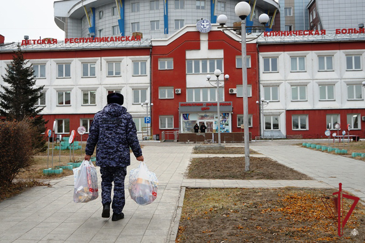 В Улан-Удэ росгвардейцы пополнили «Шкатулку храбрости»