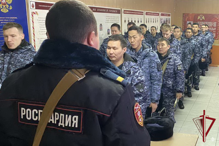 В Улан-Удэ росгвардейцы почтили память погибшего товарища